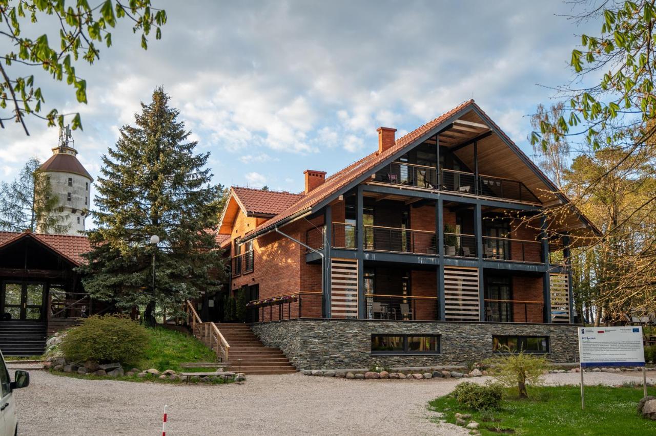 Roza Wiatrow Otel Węgorzewo Dış mekan fotoğraf