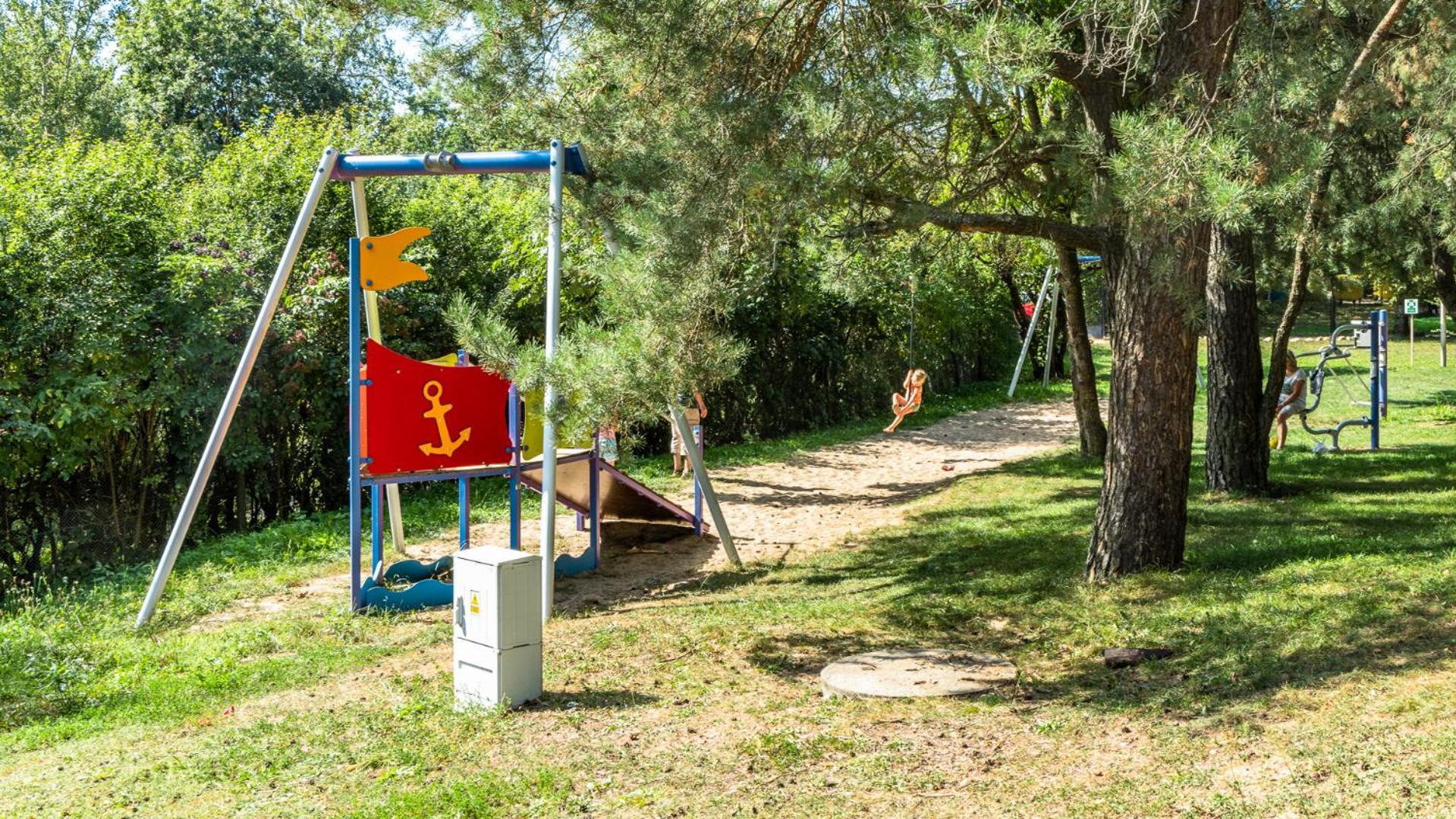 Roza Wiatrow Otel Węgorzewo Dış mekan fotoğraf