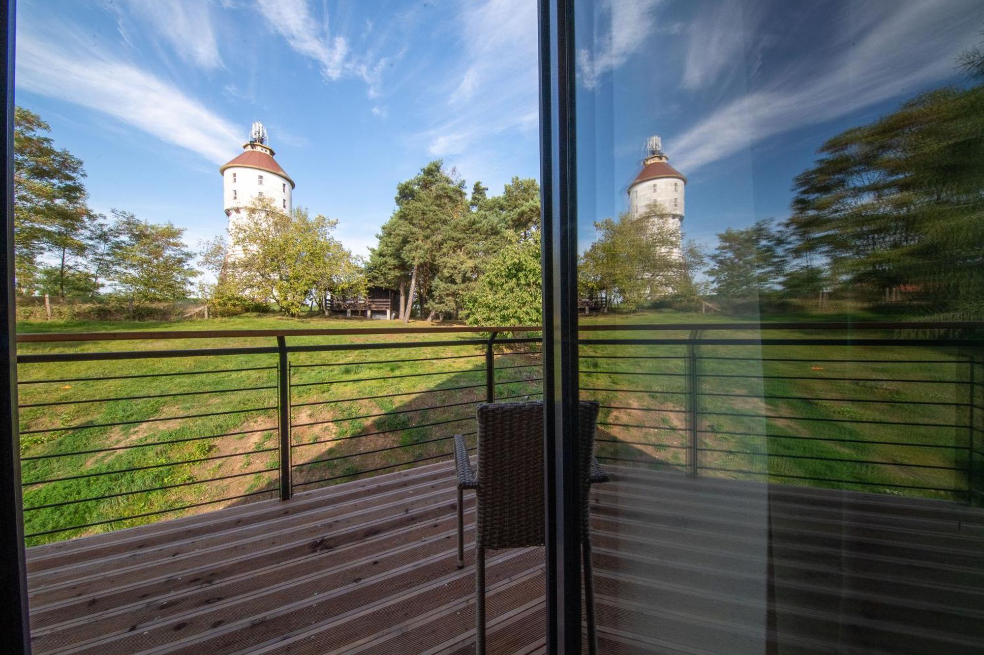 Roza Wiatrow Otel Węgorzewo Dış mekan fotoğraf